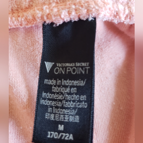 NWOT Peach colored PINK VS shorts - Picture 3 of 4
